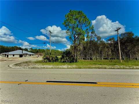1001/1003 Homestead Road S, Lehigh Acres, FL 33974