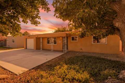 2333 CAGUA Drive NE, Albuquerque, NM 87110