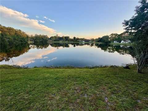 126 Lake View Circle, Brunswick, GA 31525