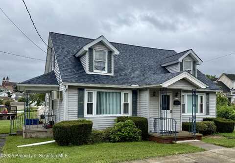 605 Roth Street, Moosic, PA 18507