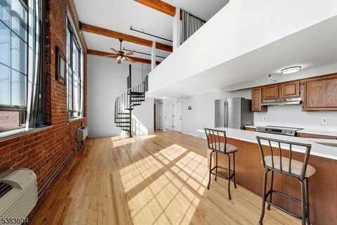 366-382 Trenton Ave, Paterson, NJ 07503
