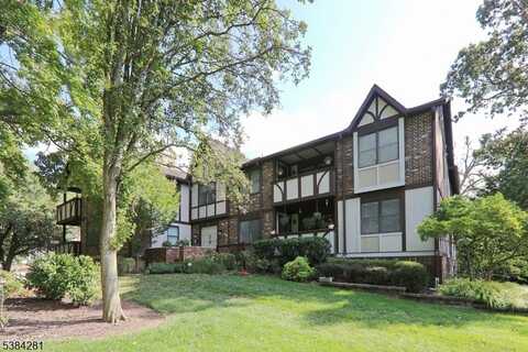 1e Heritage Dr, Chatham, NJ 07928