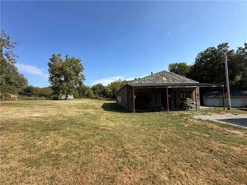 977 NW 1651st Road, Bates City, MO 64011