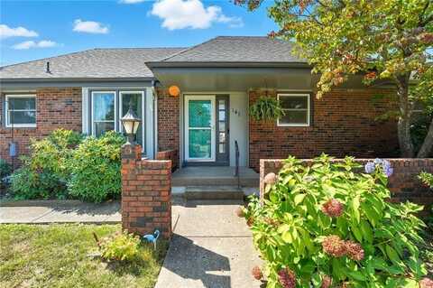 141 Woodbridge Lane, Kansas City, MO 64145