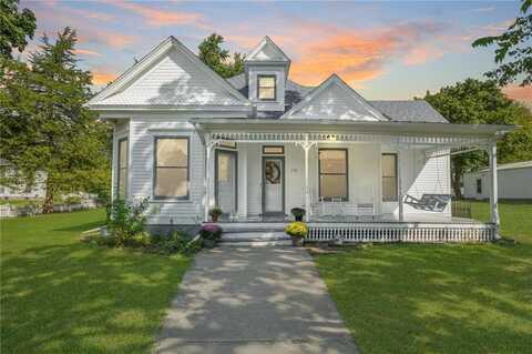 110 W Elm Street, King City, MO 64463