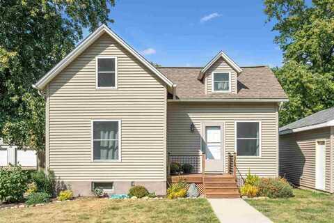 214 E 4th Ave, Lisbon, IA 52253