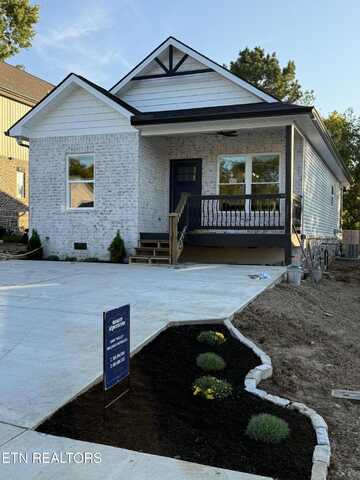 509 Rule St, Maryville, TN 37804