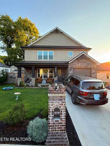 507 Rule St, Maryville, TN 37804