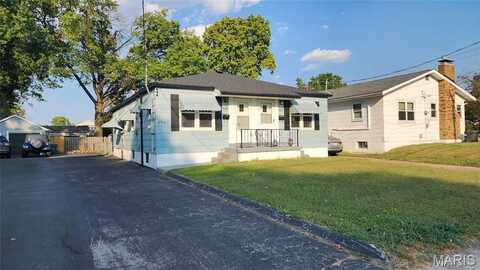 4907 Heege Road, Affton, MO 63123