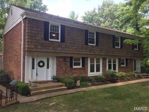922 Pavillion Drive, Saint Louis, MO 63141