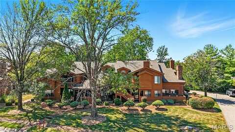 1712 Hemingway Lane, Weldon Spring, MO 63304