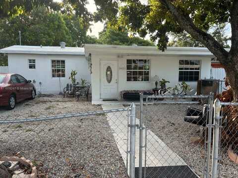10325 NW 36th Ct, Miami, FL 33147