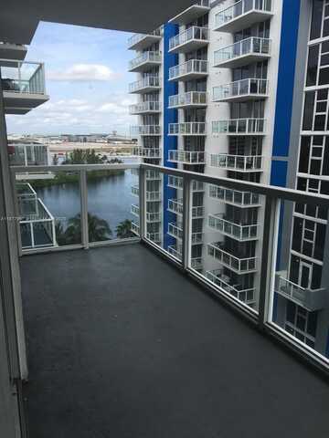 5091 NW 7th St, Miami, FL 33126