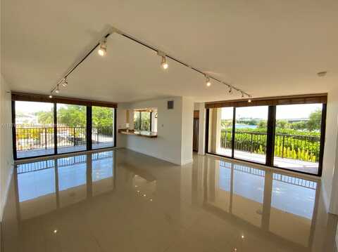 801 N VENETIAN DRIVE, Miami, FL 33139