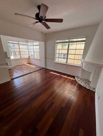 610 8th St, Miami Beach, FL 33139