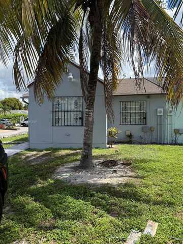 18423 NW 44th Pl, Miami Gardens, FL 33055