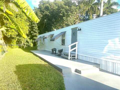 35250 SW 177th Ct, Homestead, FL 33034
