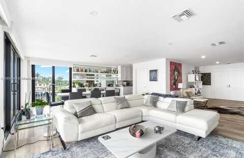 3100 NE 48th St, Fort Lauderdale, FL 33308