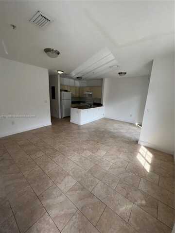 211 W 79th Pl, Hialeah, FL 33014