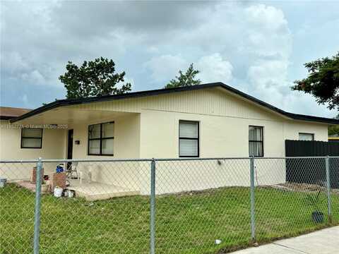 11950 SW 199th St, Miami, FL 33177