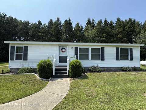 5477 S Townline, Sterling, MI 48659