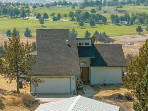 1925 NE Loucks Road, Madras, OR 97741