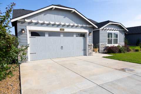 2479 NW Teak Place, Redmond, OR 97756