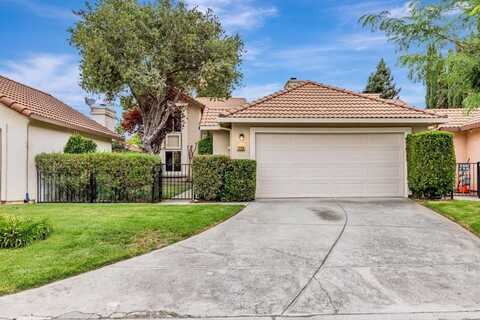 1143 Lerma LN, GILROY, CA 95020