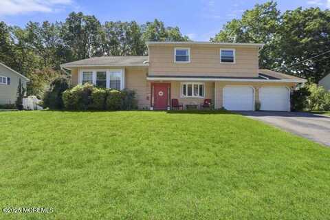 17 Sugarbush Road, Howell, NJ 07731