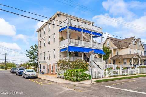 18 Abbott Avenue, Ocean Grove, NJ 07756