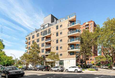 132-29 Blossom Ave, Flushing, NY 11355