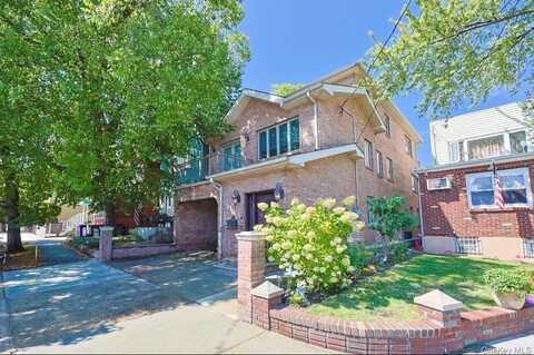 70-13 Caldwell Avenue, Maspeth, NY 11378