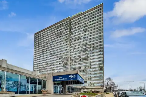 4800 S Chicago Beach Drive, Chicago, IL 60615