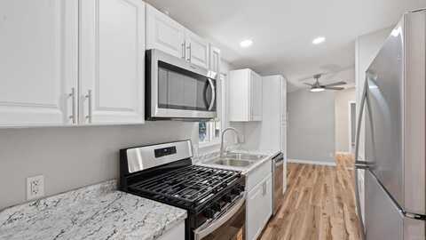 13490 Highway 8 Business, Lakeside, CA 92040