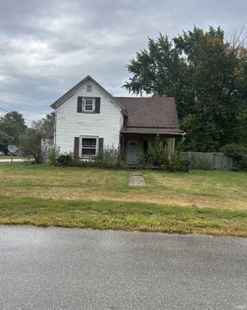 885 N Market Street, Andrews, IN 46702