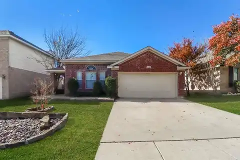 8208 Dynasty Drive, Fort Worth, TX 76123