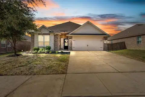 2408 Summer Trail Drive, Denton, TX 76209
