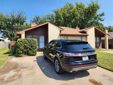 517 Gibbins Court, Arlington, TX 76011