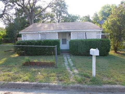 313 N Dubellette Street, Weatherford, TX 76086