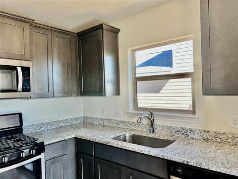 13611 Logan Pass Drive, Ponder, TX 76259