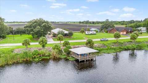 1121 River Rd, Moore Haven, FL 33471