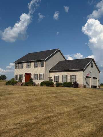 1438 County Road 800 E, Carmi, IL 62821