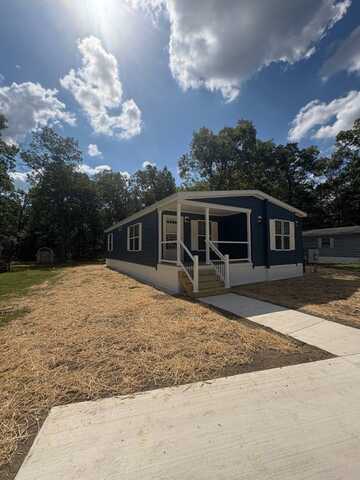 130 Chalet Ln, Buena, NJ 08360