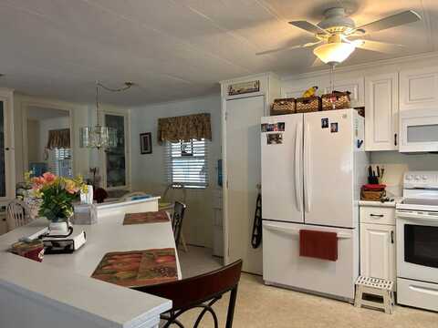 7907 Lakeshore Drive, Ellenton, FL 34222
