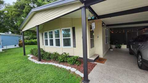 1654 Bassett Dr, Lakeland, FL 33810