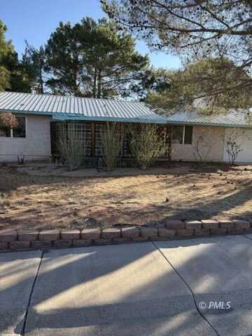 1125 N Navajo Dr, Page, AZ 86040
