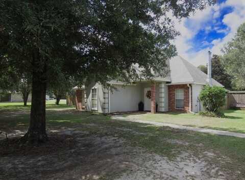 57 Cambridge Circle, Picayune, MS 39466