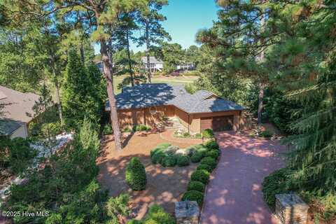 90 Lakewood Drive, Pinehurst, NC 28374