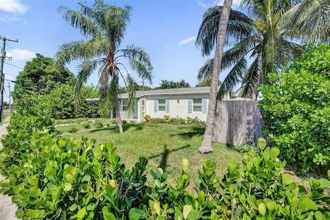 1222 14th Ct, Lake Worth, FL 33460