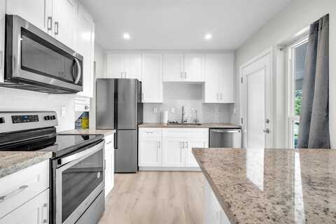 3213 Colony Club Rd, Pompano Beach, FL 33062